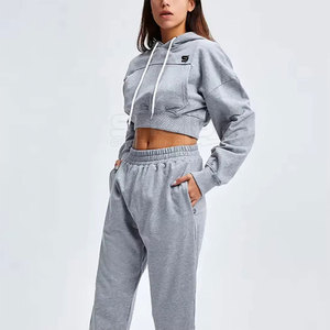 Conjunto Deportivo de Top Corto con Capucha para Invierno, con Tela Transpirable para Uso Diario, Estilo Moderno - Product Image 3