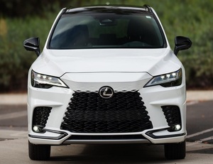 SUV de Alto Rendimiento Ultra-Lujo Usado 2024, 7 Plazas, Transmisión Automática, Sistema de Propulsión de Alta Eficiencia, Manejo Deportivo, Premium - Product Image 1