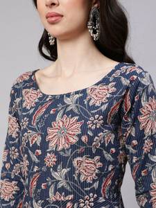 Kurti de Fiesta de Seda Georgette con Cuello en V, Multicolor, Estampado, Largo hasta la Rodilla, con Bordado Elaborado, Listo para Usar, de Gran Venta, con Parte Inferior y Dupatta - Product Image 2