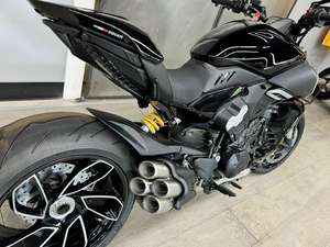 Ducati Diavel V4 2025 Usada en Venta - Product Image 3