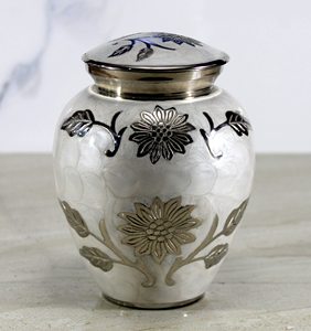 Urnes de crémation uniques pour les cendres humaines, urnes de compagnon de crémation funéraire de meilleure qualité pour adultes. - Product Image 6