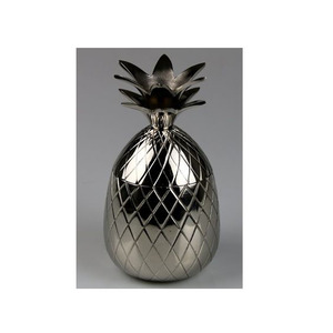 Sculpture en aluminium de dernière conception 2026, sculpture en métal de qualité supérieure en forme d'ananas, utilisée pour la décoration du salon - Product Image 1