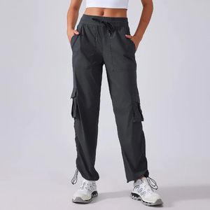 Pantalon de fitness léger à séchage rapide pour la course en plein air Taille moyenne Cargo à jambes larges Design décontracté avec multi-poches pour le printemps - Product Image 3