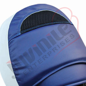 Almohadillas de Boxeo INSTINCT Extreme Hook Jab, Guantes de Entrenamiento con Logotipo Personalizado, Almohadillas Curvas de Enfoque, Material de PU, Entrenamiento de Boxeo con Resorte - Product Image 3