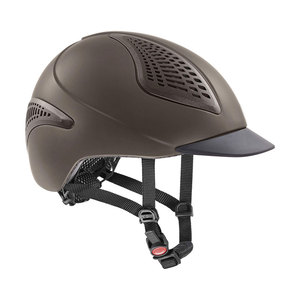 Casco de equitación de diseño ligero con ajuste cómodo y carcasa exterior resistente para uso diario seguro. - Product Image 5