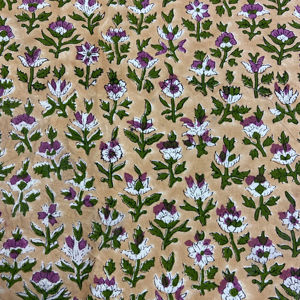 Tela de Algodón Estampada a Mano con Diseño Floral Beige |   Textil Tradicional Indio con Pequeños Motivos - Product Image 1