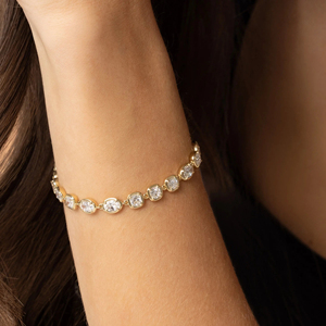 สร้อยข้อมือเพชรทรงรี สีขาวธรรมชาติ เกรด D รับรองโดย GIA สำหรับผู้หญิง รุ่นคลาสสิก - Product Image 4