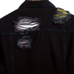 Veste en jean vintage déchirée et délavée à l'acide pour homme, col montant, boutonnée, streetwear écologique, vente en gros de haute qualité - Product Image 4