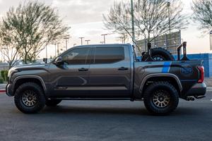 USADO LHD/RHD 2023 T O Y O T A TUNDRA 1794 EDITION CREWMAX 4X4 - Product Image 2