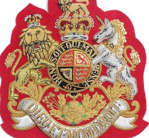 Custom Design Embroidery <b>Sew</b>-On Fabric Badge Luxury Fashion Wholesale Handmade Gold White 3D Nickel-Free Crest - Product Image 6