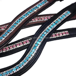 Banda de cuero acolchada para cejas de caballo, banda de cuero supersuave con incrustaciones de canal vacío, 3 filas de cristales transparentes, banda ostentosa con lazos a presión - Product Image 6