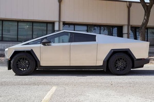 AUTO ELÉCTRICO IMPECABLE, TESLA CYBERTRUCK 2024, 600 HP, DOBLE MOTOR, TRACCIÓN EN LAS CUATRO RUEDAS, LISTO PARA ENVIAR - Product Image 4