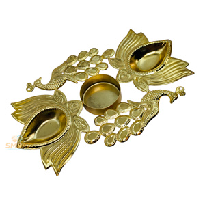 Lotus Paon Petit Fer Plaqué Or Moderne Urli avec Porte-Bougie pour la Maison et la Décoration de Mariage et les Cadeaux - Product Image 4