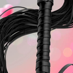 Pala de Bondage de Cuero Elegante Hecha con Cuero de Grano Premium y Peso Equilibrado, Pala de Cuero al por Mayor - Product Image 3