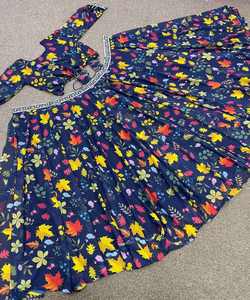 Secuencia de bordado Georgette de último diseño con Zari Work Gorgeous Anarkali Lehenga Choli Dupatta Venta al por mayor Ropa de fiesta étnica ApparelGarment - Product Image 6