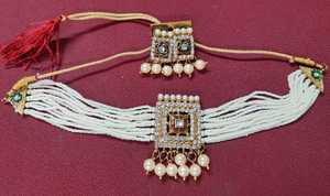 Elegante conjunto de joyería de moda AD para mujer, collar y pendientes brillantes para bodas indias, fiestas y eventos especiales - Product Image 4