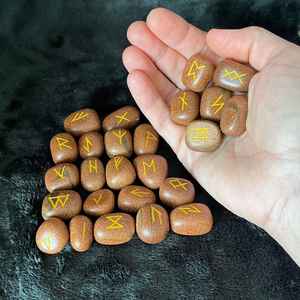 El mejor juego de Runas de Piedra dorada roja de 25 piezas, cristales curativos caídos grabados, técnica de piedras preciosas talladas, Ágata roja, amor religioso para el hogar - Product Image 2