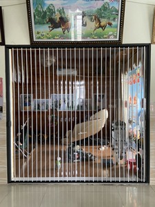 Vietnam OEM/ODM PVC portes pliantes léger mais durable, conception sans verre, parfait pour les chambres climatisées - Product Image 2