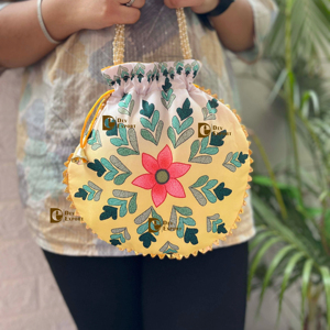 Women's Stylish Bohemian <b>Pearl</b> Lightweight <b>Handbag</b> for Gift Occasions - Product Image 1