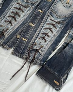 OEM Unisex Vintage Style Washed Denim Jacket Casual Loose Fit Coats with Button Decoration Streetwear Style for <b>Men</b> Women Winter - Product Image 4