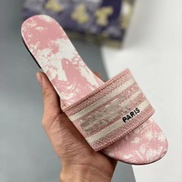 Sandales plates de luxe pour femmes, de marques célèbres, décontractées, à enfiler, séchage rapide, antidérapantes, pour l'extérieur