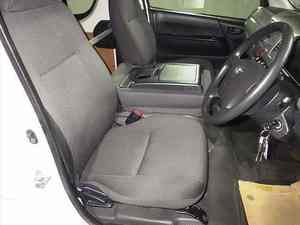 SUV d'occasion en excellent état, modèle 2024, conduite à gauche, 50 001 à 75 000 miles, norme d'émission Euro IV, importé du Japon. - Product Image 5