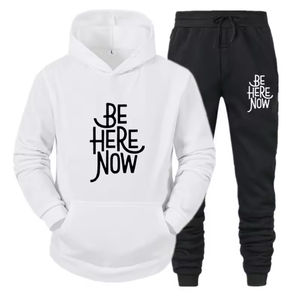 ชุดเซ็ทลำลองสำหรับผู้ชาย เสื้อฮู้ดแขนยาวพิมพ์ลายตัวอักษร กางเกงจ็อกกิ้ง มีฮู้ด เชือกผูกเอว ไซส์ใหญ่ ระบายอากาศได้ดี เหมาะสำหรับกิจกรรมกลางแจ้ง - Product Image 3