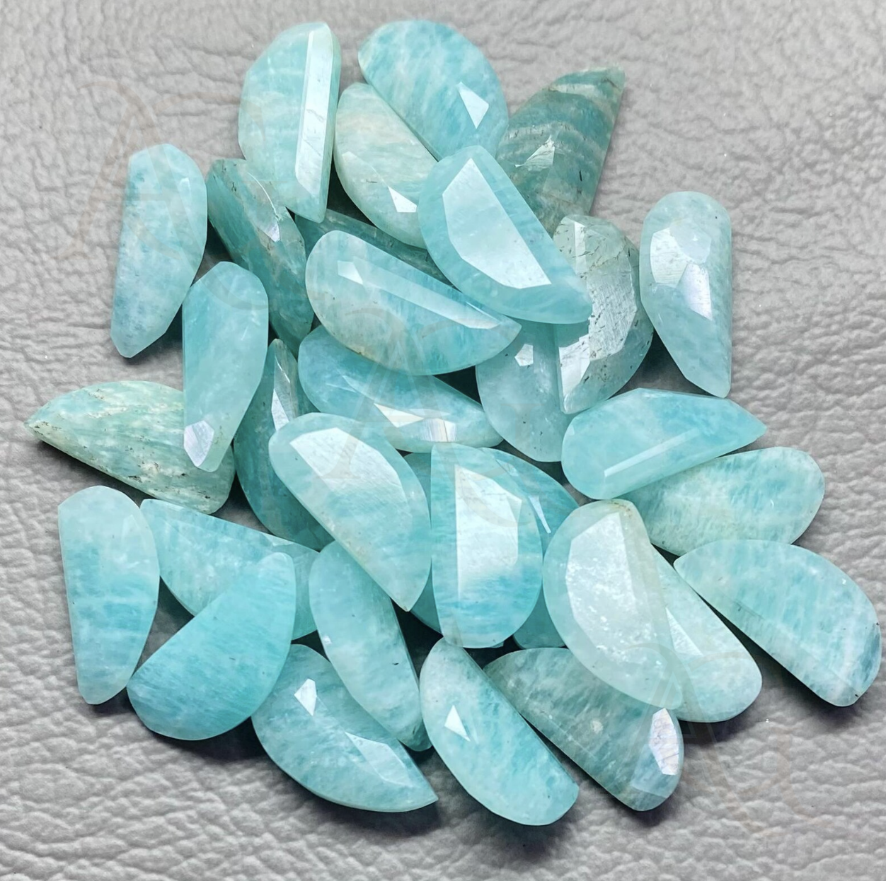 เหมือนกับภาพ