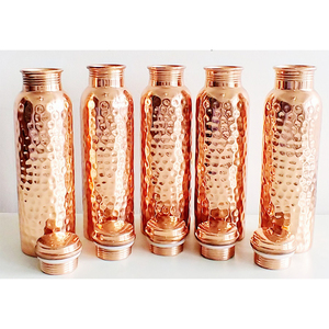 ขวดน้ําทองแดงกันรั่วลายดอกไม้แกะสลักความจุ 900 - 950 มล - Product Image 5