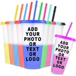 Venta al por mayor de fábrica: Vasos de plástico reutilizables de 24 oz sin BPA con logo personalizado, que cambian de color con el frío, con tapa y pajita, ideales para estadios. - Product Image 1