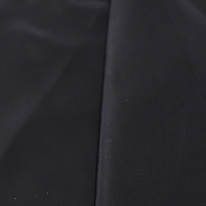 Tissu en polyester 100% teint en masse, tissage uni, écologique pour filles - Prix bas, vente en gros, couleur personnalisée - Product Image 3