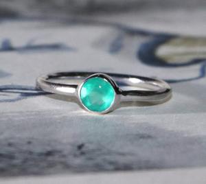 แหวนเงินแท้ 925 ประดับพลอยสีเขียวออนิกซ์ งานแฮนด์เมด เหมาะสำหรับเป็นของขวัญงานแต่งงานหรืองานเลี้ยงสำหรับเธอ - Product Image 5