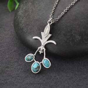 Collar hecho a mano de piedra natural de plata de ley con rodio y chapado en oro y colgante de ajuste de bisel para mujer - Product Image 1