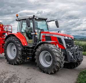 Desata un rendimiento superior: el tractor Massey Ferguson MF 7719 S 4WD - Product Image 6