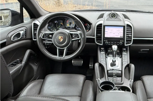 LISTO PARA CONDUCIR - USADO, VOLANTE A LA IZQUIERDA |   CONDUCCIÓN DERECHA |   PORSCHE CAYENNE S E-HYBRID PLATINUM EDITION 2017 - Product Image 4