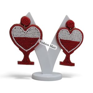 ต่างหูรูปหัวใจวาเลนไทน์ประดับลูกปัดสีแดงและสีขาว ต่างหูประดับลูกปัดเม็ดเล็ก - Product Image 2