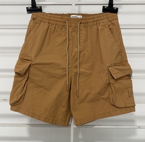 Pantalon cargo décontracté pour homme Short tissé à la mode de coupe régulière 100% coton avec logo à la taille Fabriqué en BD - Product Image 1