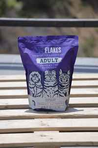 PetFlakes 1,5Kg Premium Organic High Protein Sin colores artificiales Pet Treat para gatos adultos Control de bolas de pelo Ingredientes naturales - Product Image 2