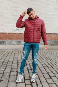 Ventes en gros de vestes matelassées d'hiver pour hommes sur mesure, nouvelles vestes matelassées à capuche tendance, fabricant OEM - Product Image 3