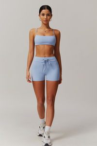 สปอร์ตบราคุณภาพสูง สีฟ้า ด้านหน้าเป็นแบบ Eco-Friendly คอเหลี่ยม สายสปาเก็ตตี้ ระบายอากาศได้ดี เหมาะสำหรับออกกำลังกาย ฟิตเนส โยคะ สำหรับผู้หญิง - Product Image 3