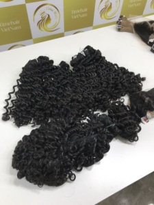 Rizo de agua Super doble 22 ''Extensiones de cabello humano Remy crudo Rizado a granel Cutícula alineada Vietnamita Gran stock Best Seller - Product Image 5