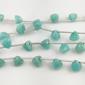 Cuentas facetadas de amazonita de 7-8 mm en forma de trillón, grado AAA natural, para la fabricación de joyas, 14 cuentas, 8 pulgadas - Product Image 1