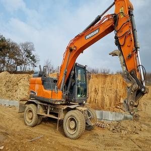 Excavadora Doosan Usada de Primera Calidad, Equipo Pesado con 2 Años de Garantía en Motor, Entrega Rápida, Ofertas al por Mayor - Product Image 1