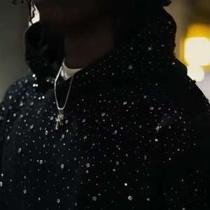 Sweat-shirts à capuche en molleton de coton lourd de haute qualité pour hommes personnalisés, avec des diamants colorés et des strass - Product Image 3