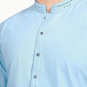 Nuevo Salwar Kameez Azul Cielo 2026 para Hombre con Adornos de Botones Plateados en el Cuello, Ofrece un Aspecto Festivo y Vibrante - Product Image 4
