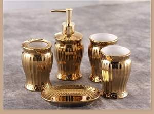 Ensemble de salle de bain en métal au look moderne pour un style de salle de bain propre, offrant des accessoires coordonnés simples et fonctionnels - Product Image 5