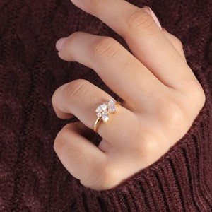 Anillo de Compromiso de Diamantes de Corte Marquesa de 0.95 Quilates, Diseño Personalizado, Banda de Eternidad de Lujo, Oro Sólido de 14K, Certificado IGI, para Mujer - Product Image 2