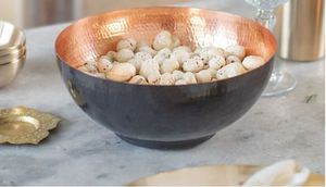 Vì đồng là một kim loại nguyên chất, nó oxy hóa khi tiếp xúc với khí quyển, đồng sẽ bắt đầu thu được một lớp gỉ mà nó già đi - Product Image 5