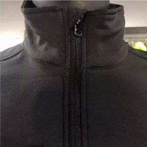 Chaqueta Softshell Negra Personalizada para Hombre con Cuello Alto, Venta de Fábrica Profesional, Colocación de Logotipo Frontal - Product Image 5