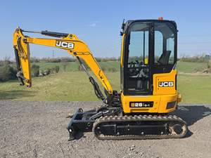 Excavadora de cadenas pequeña JCB 26C-1 usada |   Máquina Excavadora Hidráulica de 4 Toneladas, Motor Koop, Bomba de Alta Eficiencia, Lista para Enviar - Product Image 4